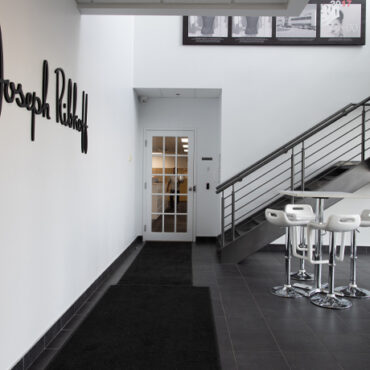 joseph-ribkoff-headoffice-entrance-m-h