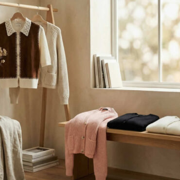 oui Auswahl an Kleidungsstücken